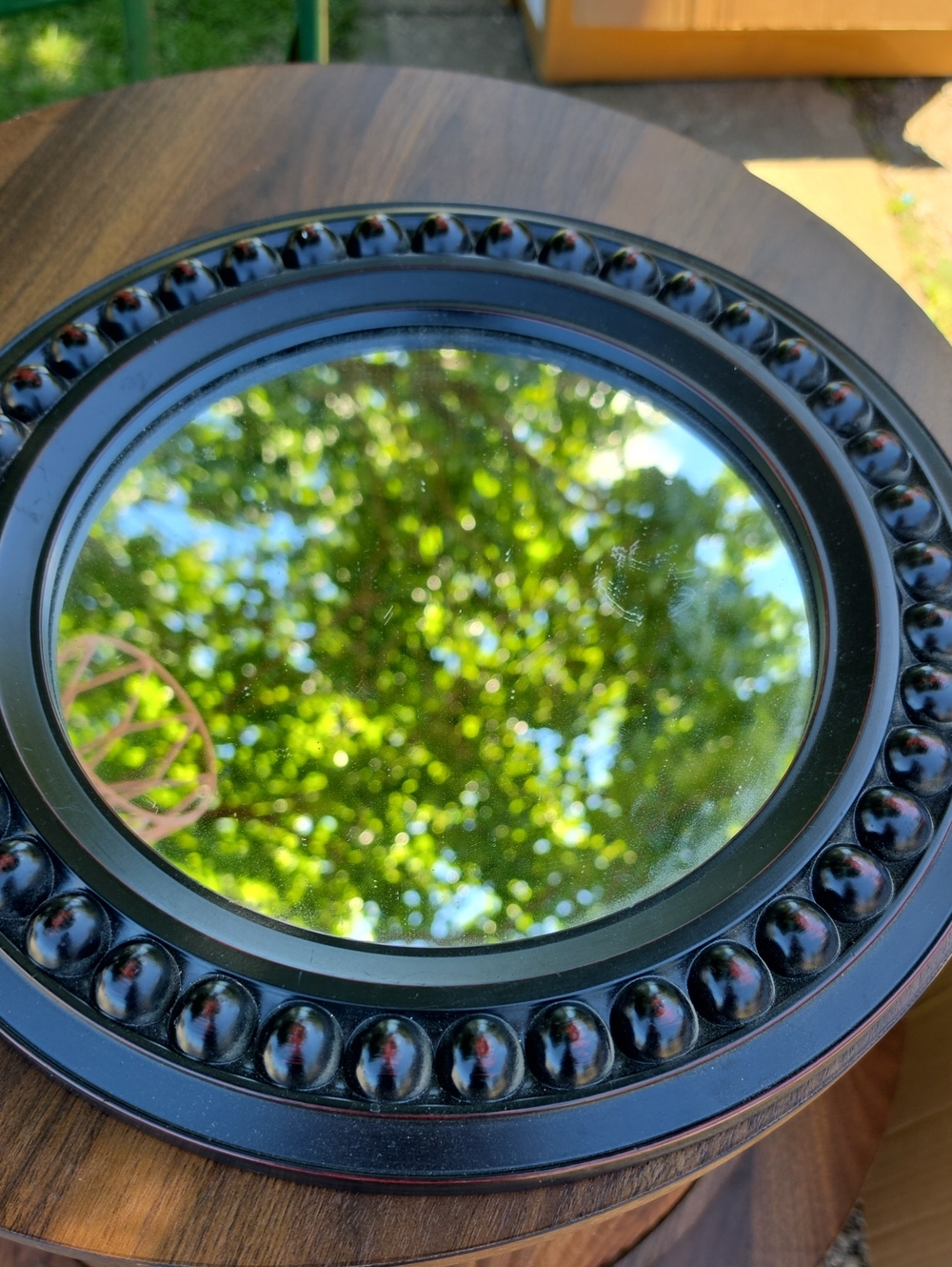 Round Black Decorative Wall Mirror - Classic Beaded Frame